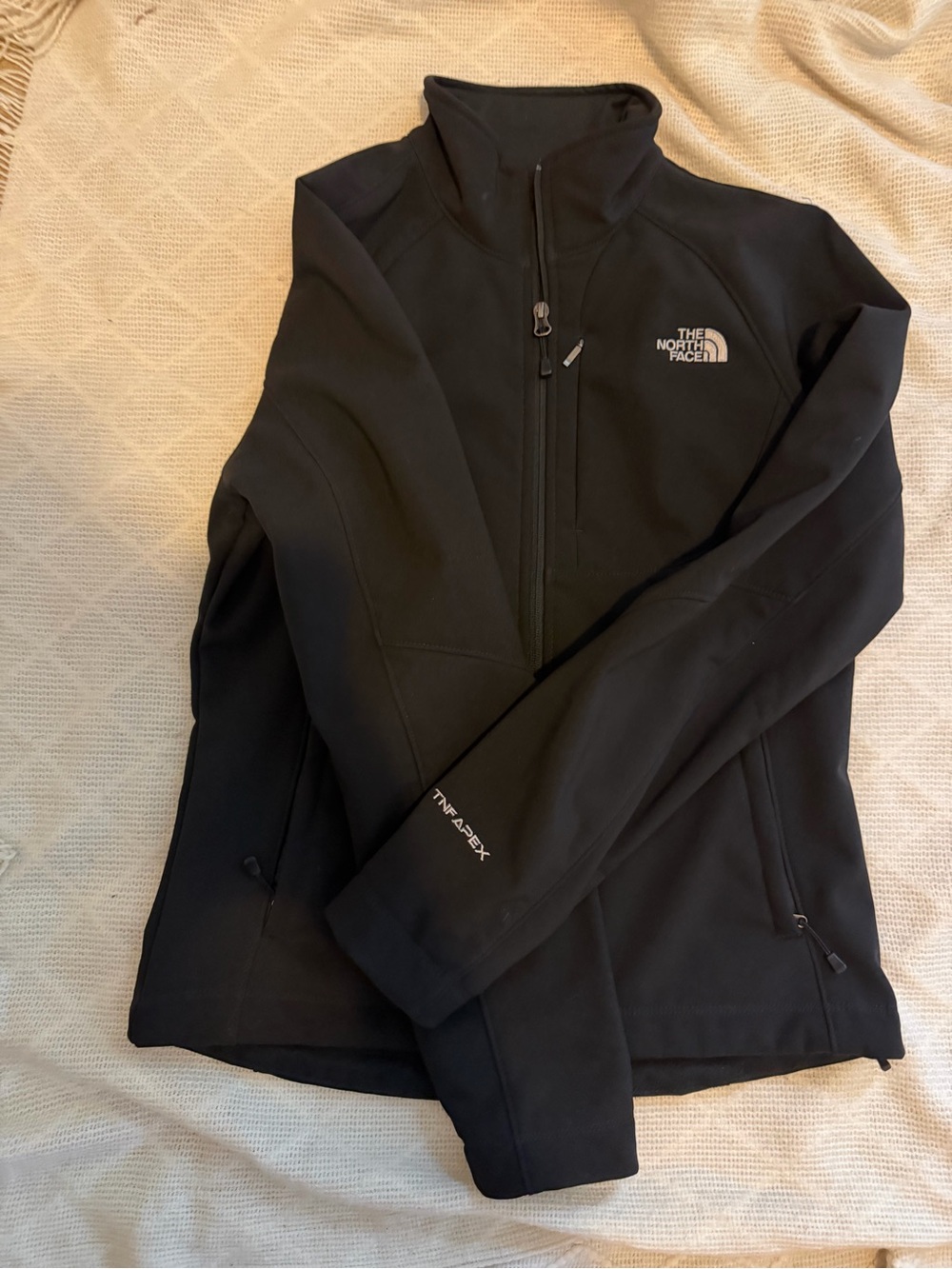 The North Face Women's Black TNF Apex Softshell Jacket